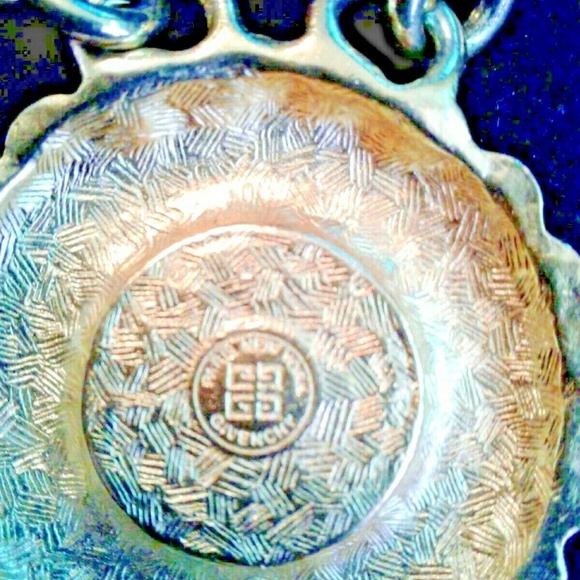 SOLD Vintage Givenchy NY PARIS Gold Necklace - Picture 5 of 7